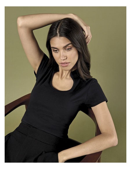 KUS-KK755-Women`s Regular Fit Keyhole Neck Top 2